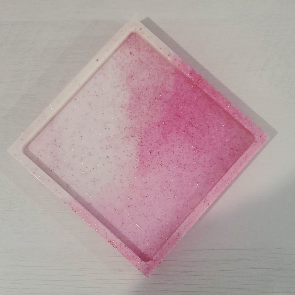 Jewelry holder or coaster or key holder pink/white glitter resin Homemade